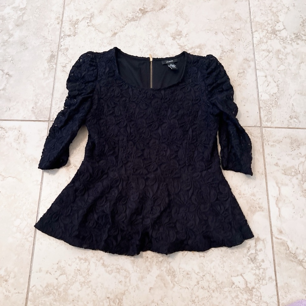 Free- Alfani Lace blouse